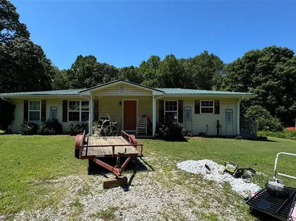 4040 Seabolt Rd, Gainesville, GA 30506