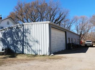 2347 S Hillside St, Wichita, KS 67211