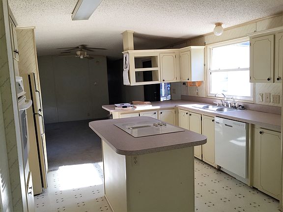 4th image of 166 Tara Ln