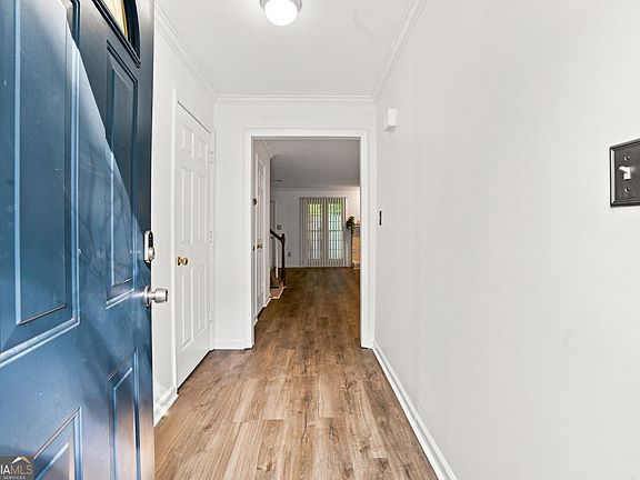 2nd image of 599 Saint James Walk SE
