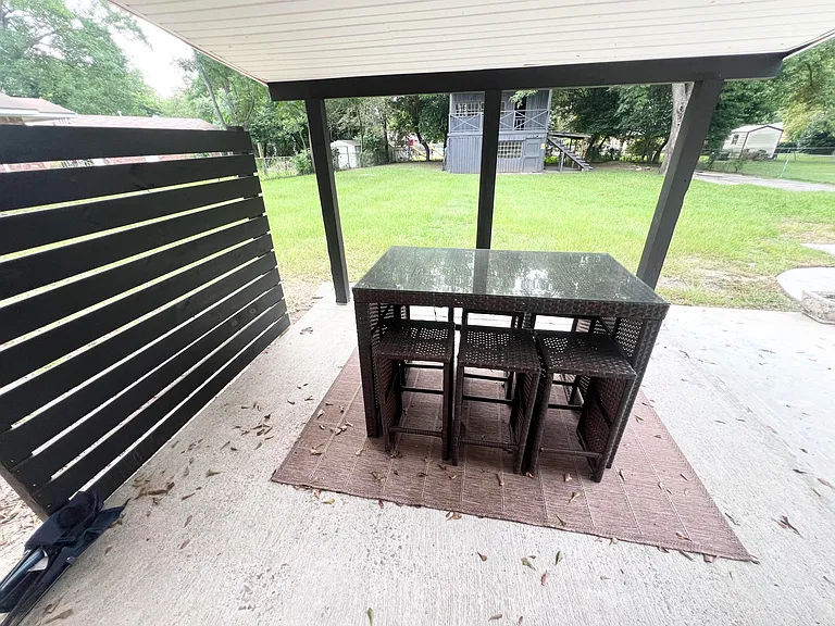 226 Stephens Rd — Photo 26
