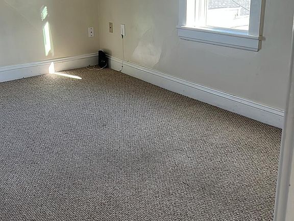 3rd image of 29 Pike St #1