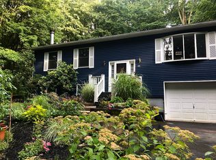 65 Perrines Bridge Rd, Tillson, NY 12486