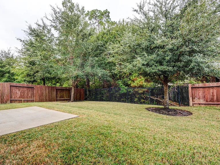 12246 Antilles Ln — Photo 34