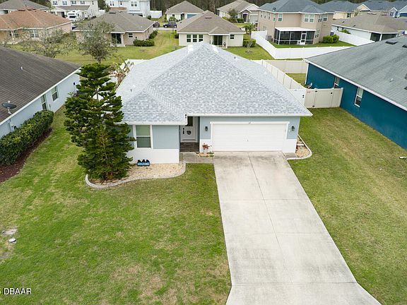 2nd image of 64 Pergola Pl