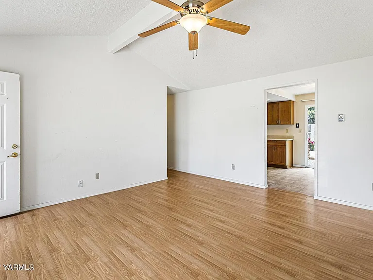 5702 Bitterroot Ln — Photo 4