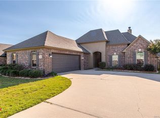 3932 Le Brooke Ln, Benton, LA 71006