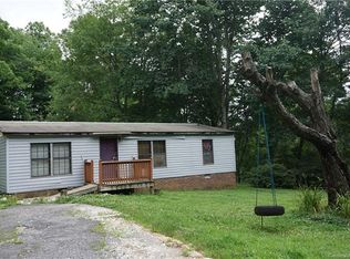 641 Tempie Mountain Rd, Spruce Pine, NC 28777
