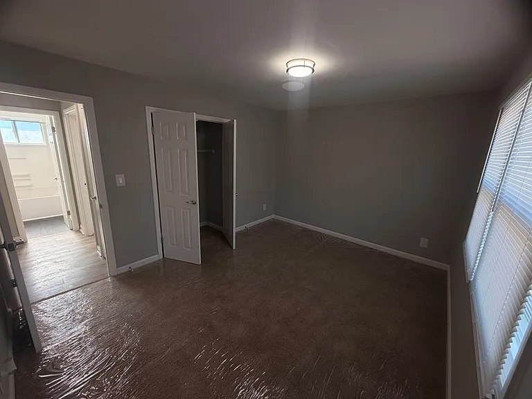 3924 Conway Ave — Photo 5