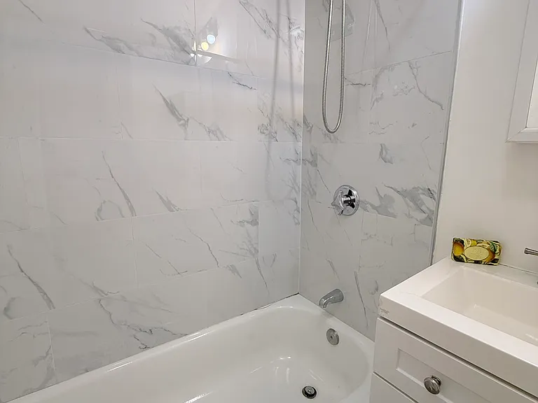 53-55 Barber Ave #3 — Photo 5