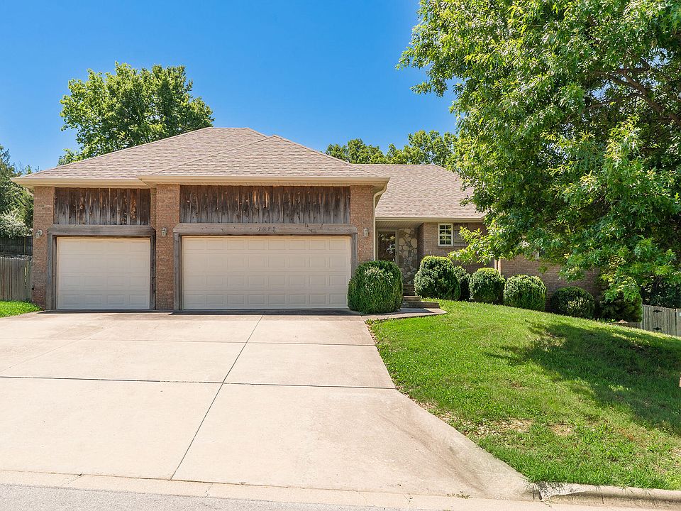 1st image of 1082 E Daisy Falls Drive