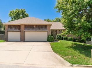 1082 Daisy Falls Dr, Nixa, MO 65714