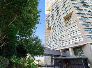 7000 Blvd East APT 42H, Guttenberg, NJ 07093