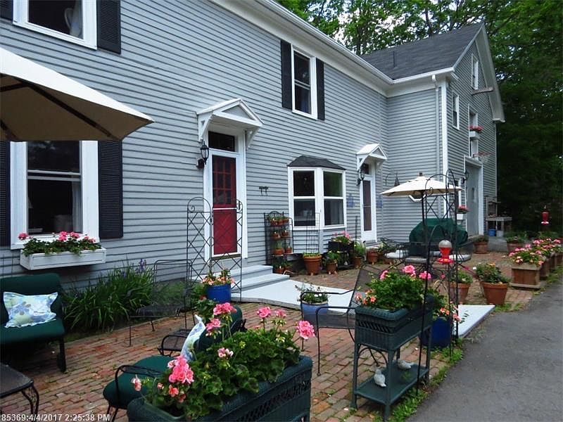 2nd image of 108 Congress St