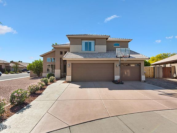 2nd image of 8408 W Shaw Butte Dr