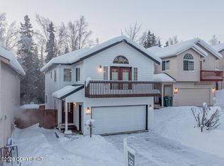 8928 Birch Park Cir, Eagle River, AK 99577