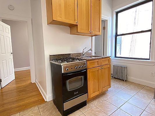 2nd image of 240 E 13th St APT 27