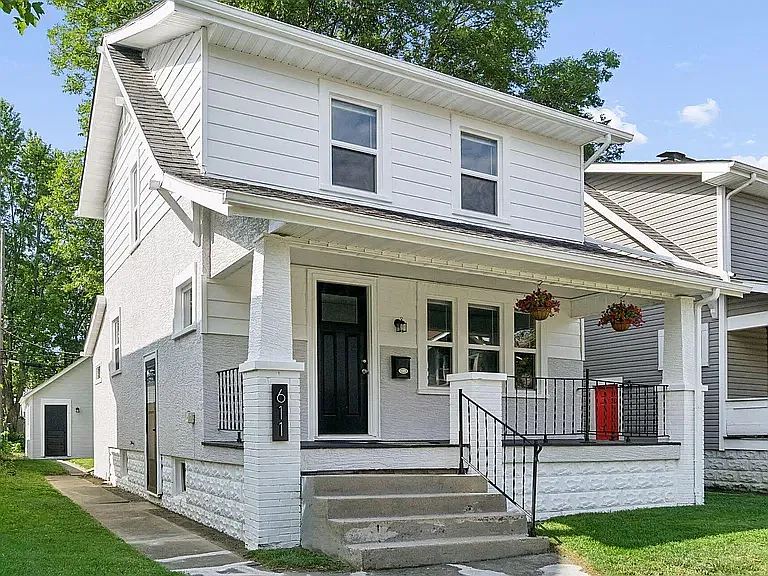 2 bed, 984 sqft, $1,500 — Photo 1
