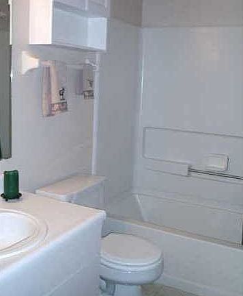 Upsstairs Bathroom