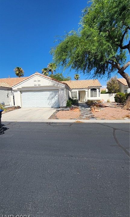 2nd image of 5504 Red Sun Dr
