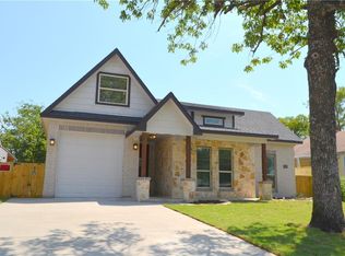 1518 Whitaker Ave, Dallas, TX 75216