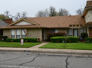 2418 Saint Gregory St, Arlington, TX 76013