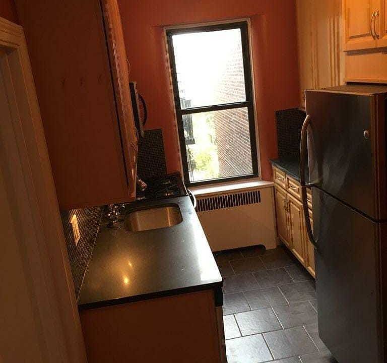 1st image of 30-83 Crescent St #5E
