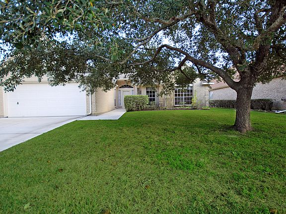 2nd image of 715 W Peach Hollow Cir