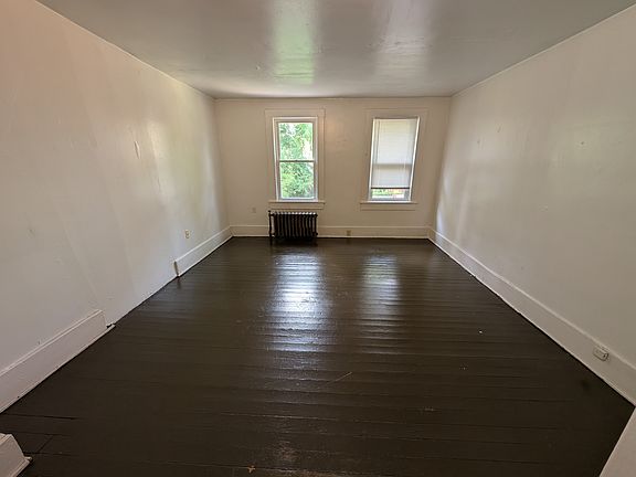5th image of 339 Harris St #339