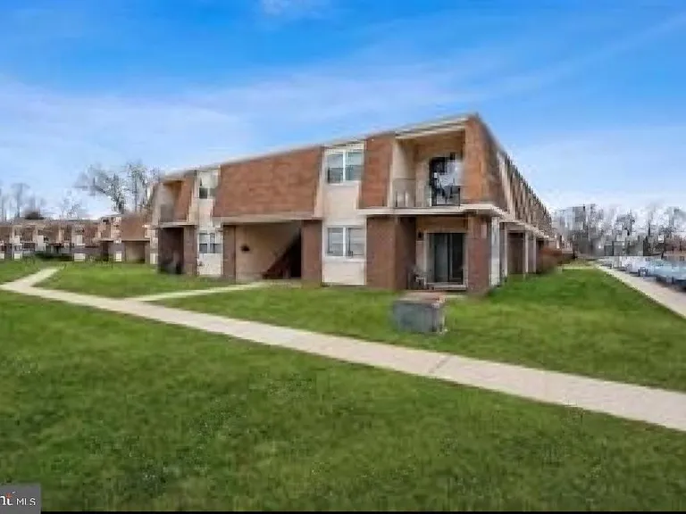5 Florence Tollgate Pl #7 — Photo 11