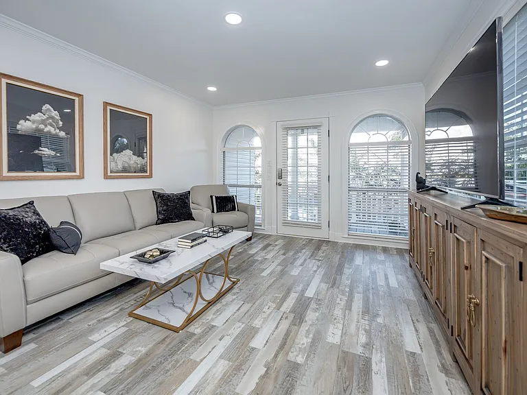 1102 Stanfield Point Rd — Photo 20