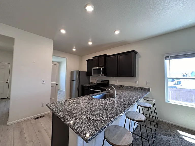 525 Quincy Rr Ave — Photo 6