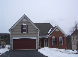 1413 Cedarwood Ct, Charlottesville, VA 22903