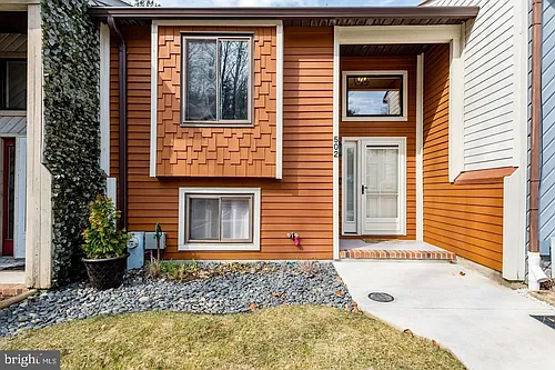 502 Greenhill Ct Photo 1