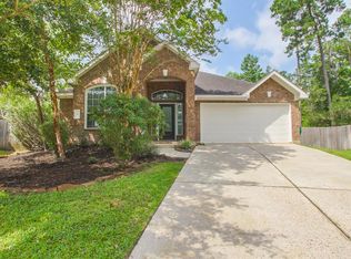 2 Fox Chapel Pl, Spring, TX 77382