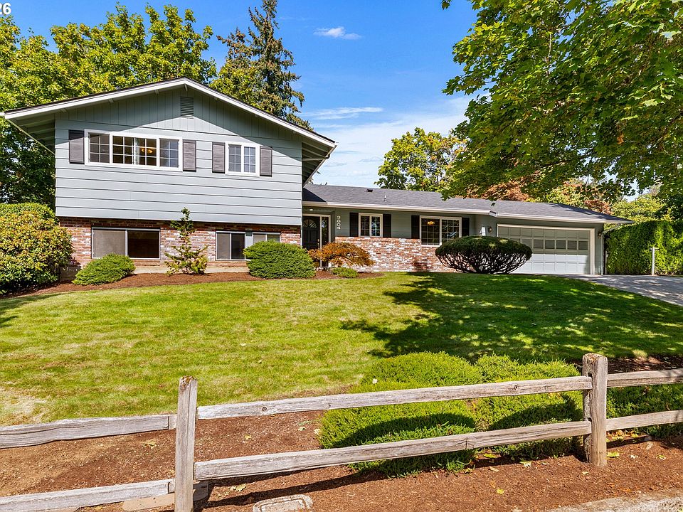 1st image of 3804 NE 41st St