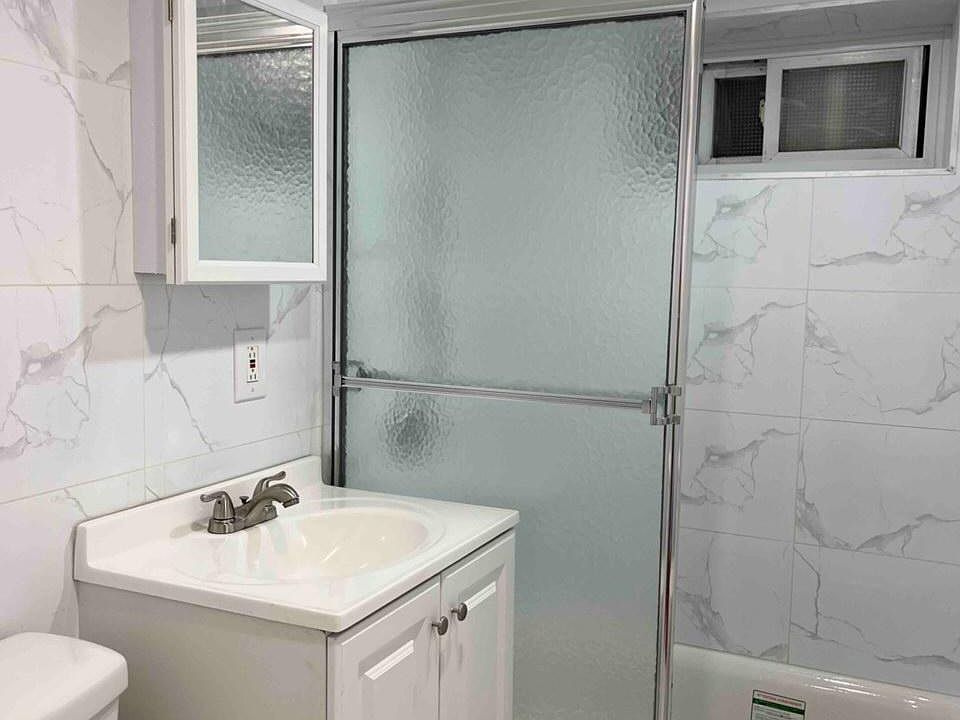 1st image of 114 2nd Ave #1