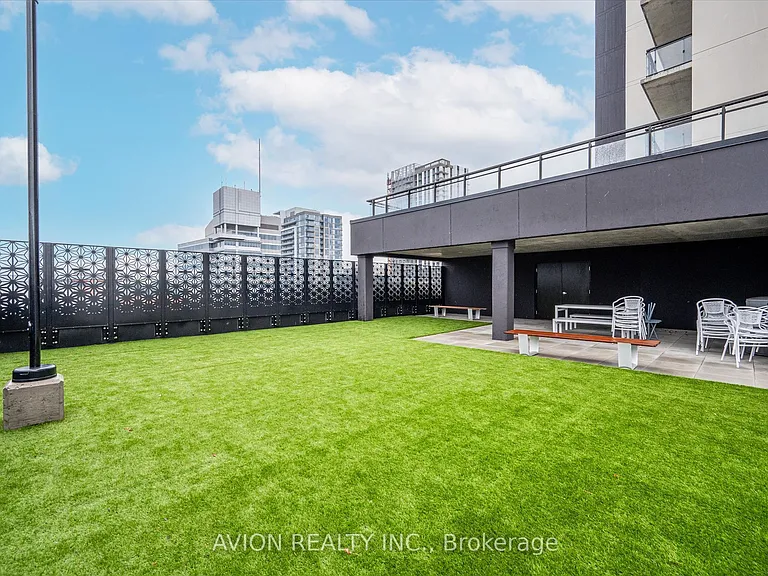 60 Charles St W #1602 — Photo 39