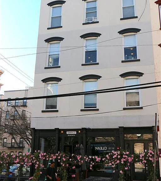 1000 Willow Ave #1 — Photo 13