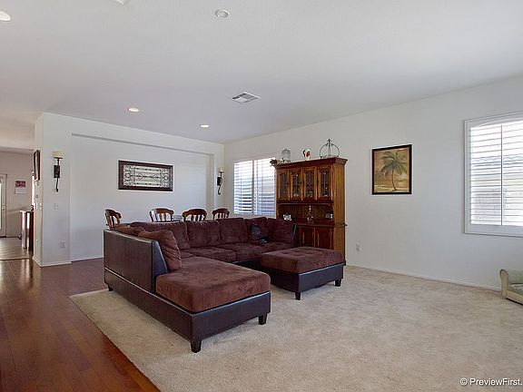 2nd image of 25186 Silverwood Ln