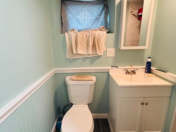 5th image of 34 Newbury St Floor 1
