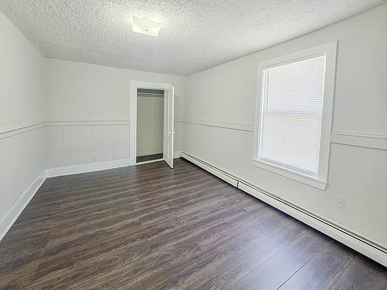 343 Auburn St #3 — Photo 8