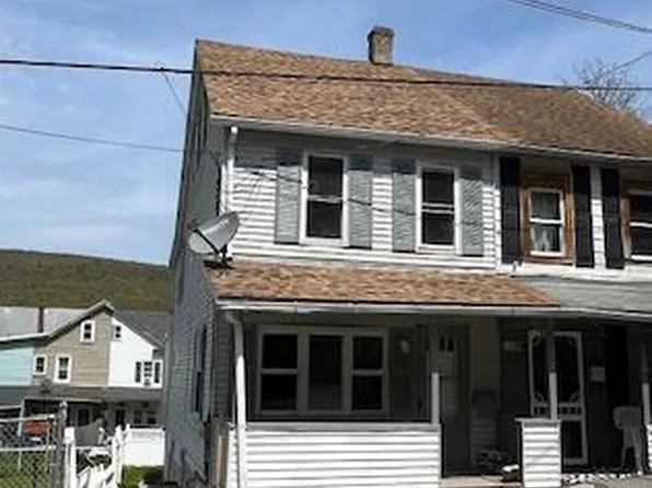 118 W High St, Nesquehoning, PA 18240