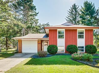 8437 Henna Ave S, Cottage Grove, MN 55016
