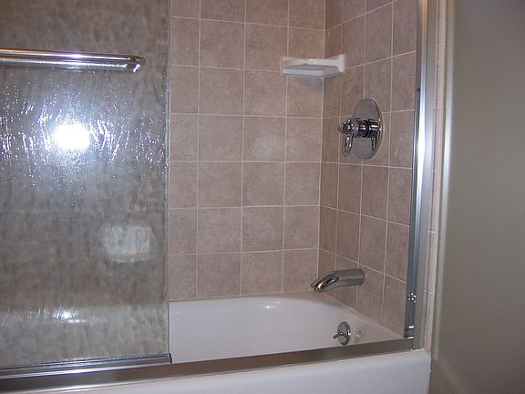 3rd image of 10057 Belmeadow Dr