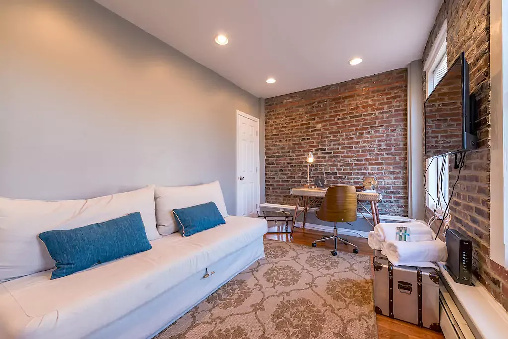 2 bed, 750 sqft, $3,800 — Photo 4