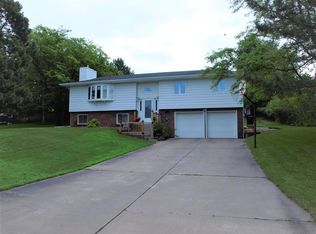 1308 W Capitol Ave, Pierre, SD 57501