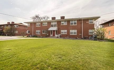 2nd image of 1321 Balmoral Ave APT 2N