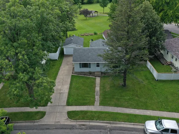 1241 Ramblewood Ave, Willmar, MN 56201