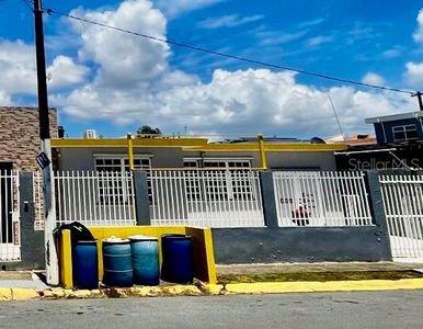 4D53 Playera Lomas Verdes, Bayamon, PR, 00956